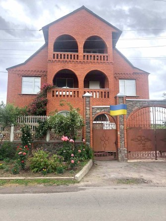 Червоний шлях, у продажу трьох поверховий будинок - фото 1