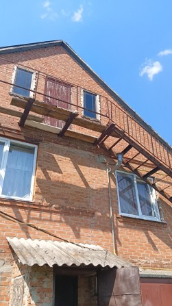 Продам капітальний будинок. Яківці - фото 1