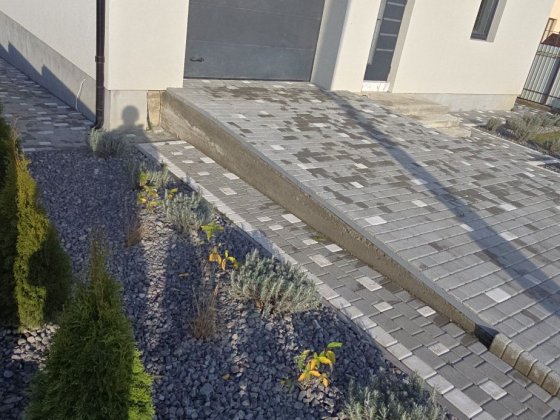 Якісний будинок з новим ремонтом Чернівці