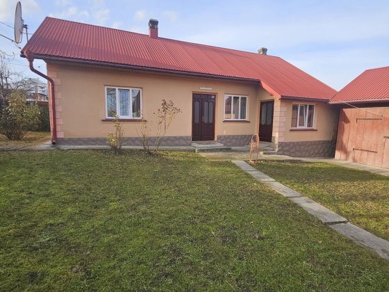 Продаж будинку С.ВОЛОКА Чернівці