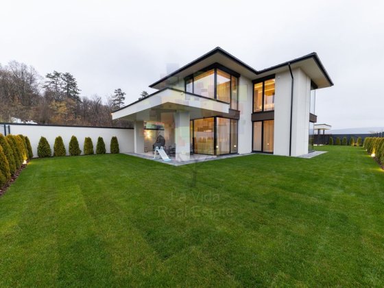 Без % Продаж будинку /Продаж  будинку в Ужгороді /Панорамний вид Ужгород