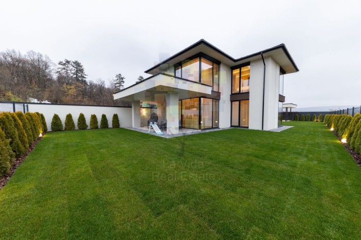 Без % Продаж будинку /Продаж  будинку в Ужгороді /Панорамний вид - фото 1