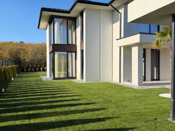 Продаж сучасного будинку з панорамою на ліс та місто! Ужгород