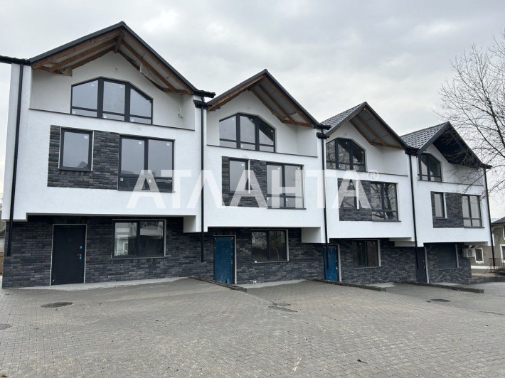 Таунхауси, зданий в ЕКСПЛ.,можна під єОселя - фото 1