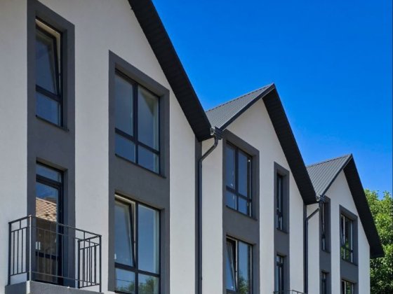 Сучасний таунхаус у центрі міста Чернівці