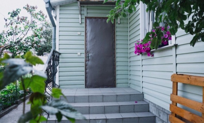 Продам будинок у тихому районі міста! - фото 1