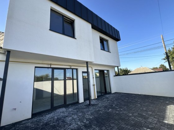 Продаж будинку р-н Шкільна Черкаси