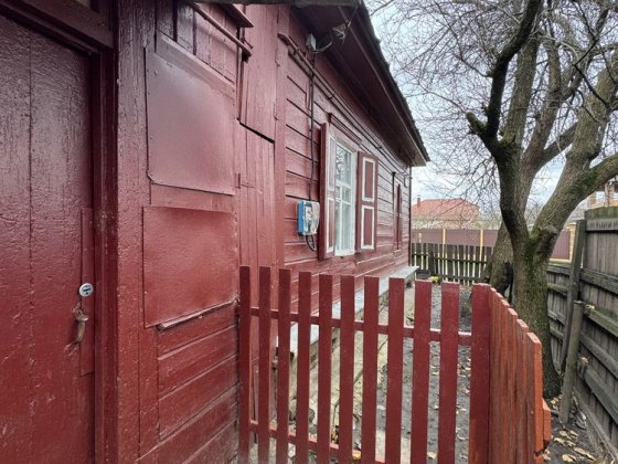 Продаж пів будинку з окремим двором Чернигов