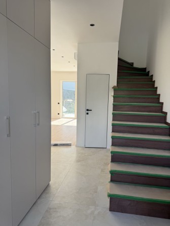 Продаж котеджу з ремонтом - фото 1