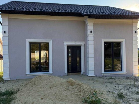 Продається новозбудований будинок  вул. Гуцульська Черновцы