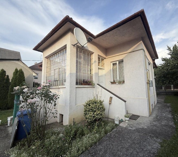 Продається будинок центр міста - фото 1