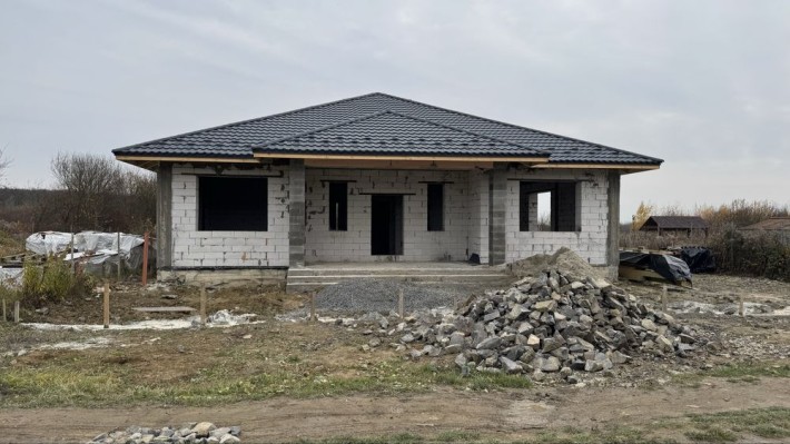 Продам будинок в Горянах, 3 спальні, 145 кв заг пл, 9 сотин - фото 1