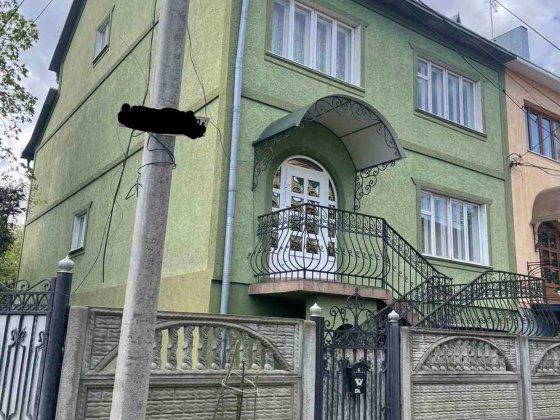 Продається котедж, Чернівці - Черновцы