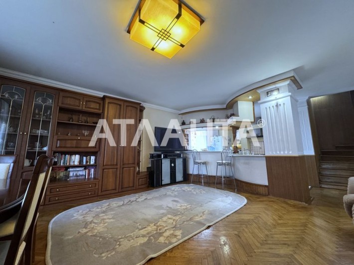 Будинку в історичному центрі міста! - фото 1