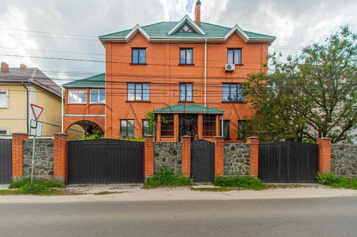 Продаж 3-поверхового будинку, Святошинський р-н, Київ - фото 1