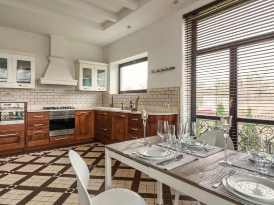 Киев, продажа резиденции возле заповедника, центр - 10 минут! Киев