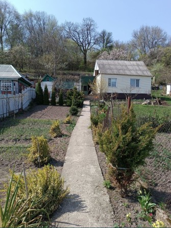 Продаж окремо стоячого будинку зі зручностями і ремонтом . - фото 1