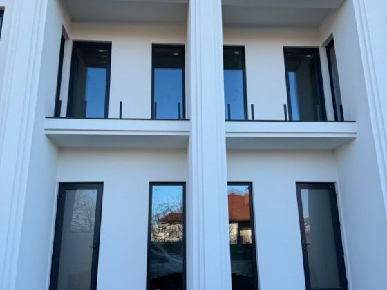 Продаж котеджу в місті вул. Осипенка Ужгород