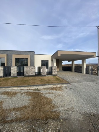 Продаж котеджу на вул Гвардійській-Озерній - фото 1