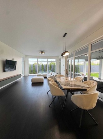 Продаж сучасного будинку - фото 1