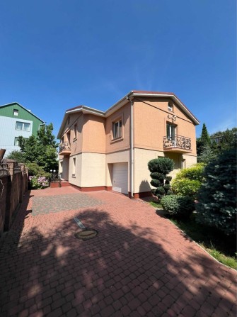 р Будинок в самому центрі Рівного — автономне опалення, гараж, барбекю - фото 1