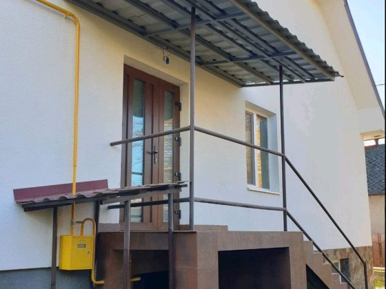 Продається будинок-півособняк рн пл.Лаборця, рн Авангард Ужгород