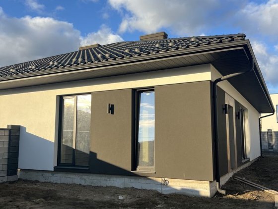 Продаж котеджу в р-ні Щасливого! Рівне