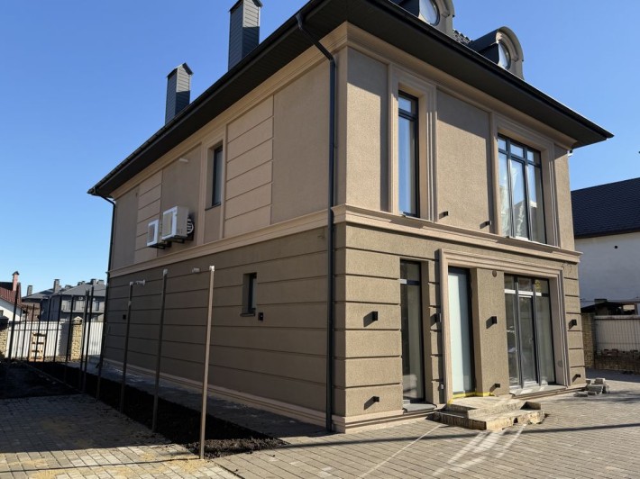 Продається котедж з власним двором р-н Кварц - фото 1