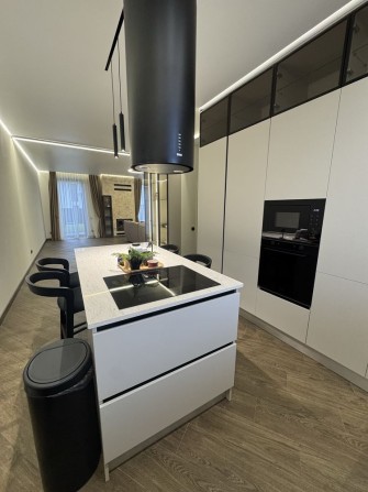 Продаж котеджу по вул. Запорізька - фото 1