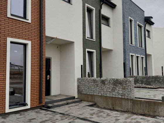 Продаж сучасних котеджів з ідеальною локацією! Ровно