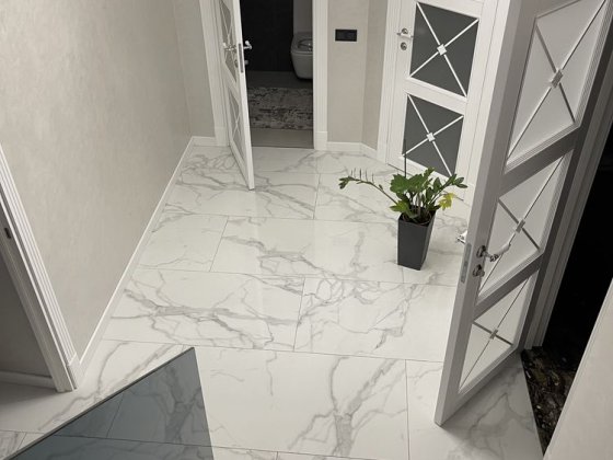 Продається таун на 2 поверхи , гараж і ділянка Чернівці