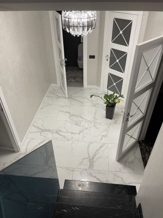 Продається таун на 2 поверхи , гараж і ділянка - фото 1