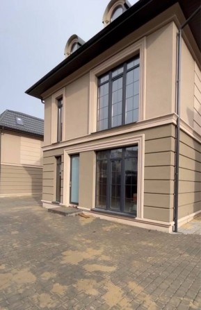 Продаж ОКРЕМОГО КОТЕДЖУ з ДіЛЯНКОЮ, р-н КВАРЦУ, ЗДАНИЙ в експлуатацію! - фото 1