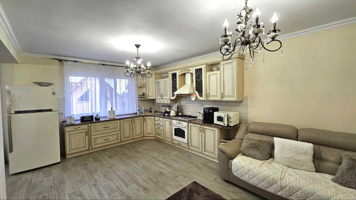 Приватний будинок в Ужгороді — простір, тиша, комфорт та автономність - фото 1