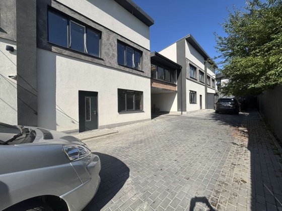 Продаж таухауса в топ локації без комісії для покупця Вінниця