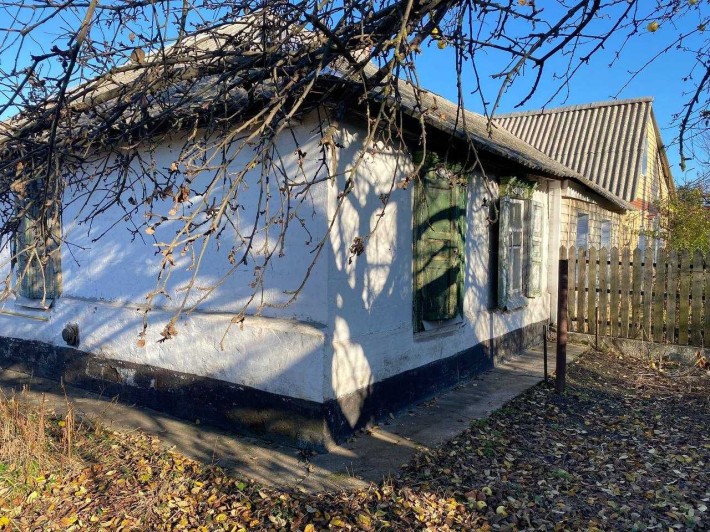 В продаже половина дома в Таромском, ул. Стадионная - фото 1