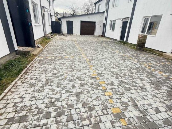 Вигідна ціна, рекомендую переглянути! Продаж таунхауса 130 кв.м. Винница