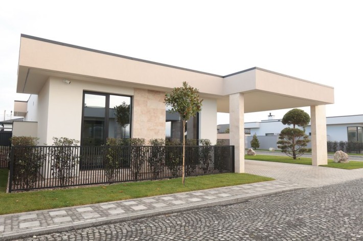 Купити котедж в Ужгороді, закрите містечко ROCK GARDEN - фото 1