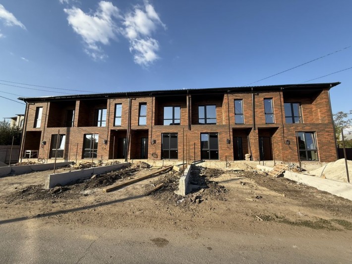 Продаж таунхауса 120 м2 - фото 1