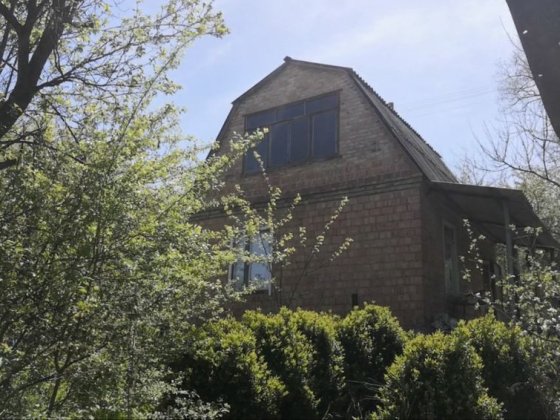 Продам  двухэтажную дачу Днепр