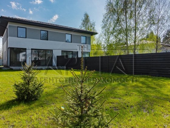 Продаж дуплексу  (Биковня), Деснянський район, біля лісу 166 м2 Киев