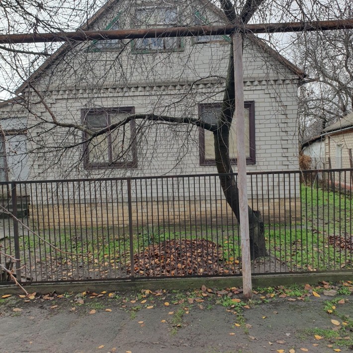 Продам дом Подгородное улица Жовтнева. - фото 1