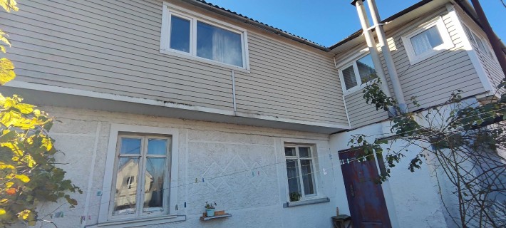 Продається двоповерхова частина будинку.4 кімнати.Всі зручності - фото 1