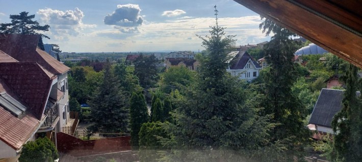 Будинок, по вул. Кошицька, 560 м² - фото 1