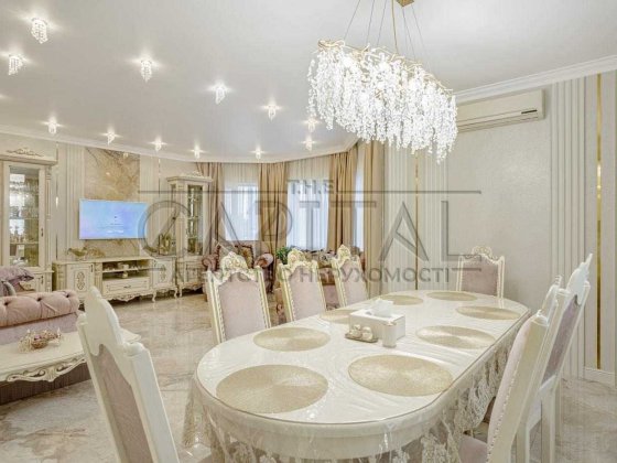 Продаж / Будинок / 250 м2 / Дарницький р-н / вул. 52-а Садова Киев