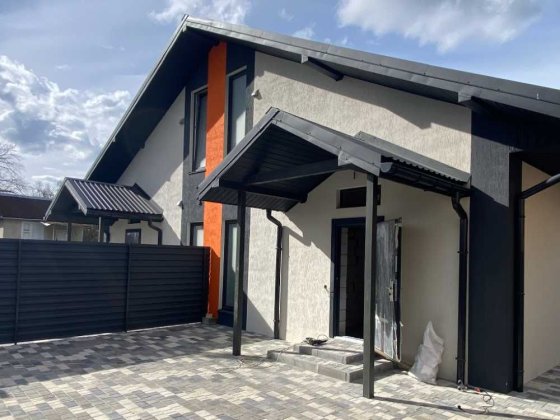 Дарницкий. Осокорки. Продам Дом Дуплекс  Метро "Славутич". Документы. Киев