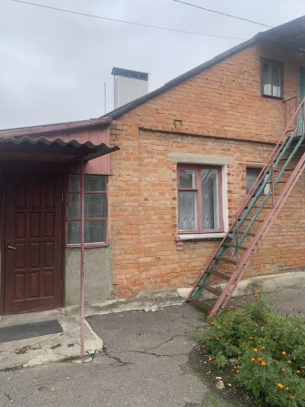 Частина будинку з усіма зручностями в селі Махнівка - фото 1