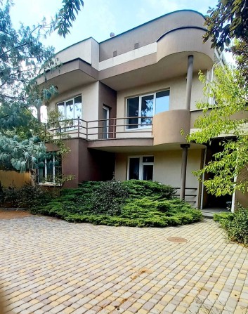 Продаж будинку під офіс / бізнес в Ужгороді - фото 1