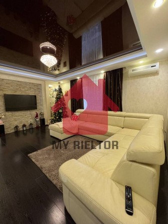 Продаж будинку район ринку Краснодонців. - фото 1