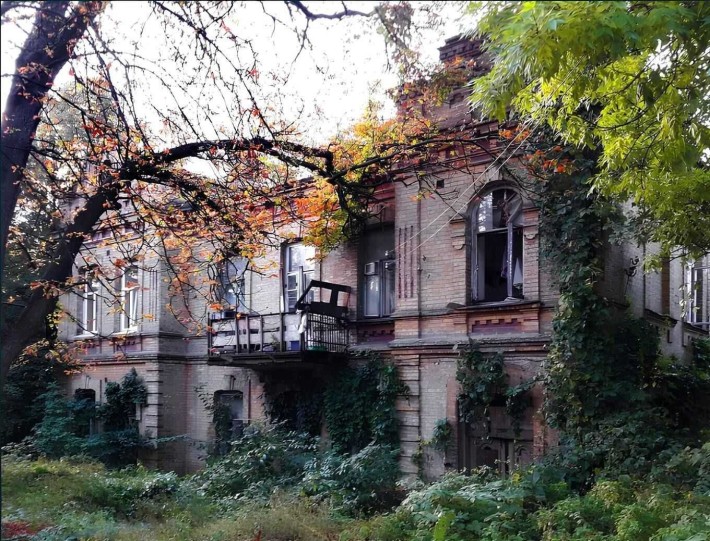 Дом 460м с участком в Шевченковском районе, ул. Тропинина, 6. - фото 1